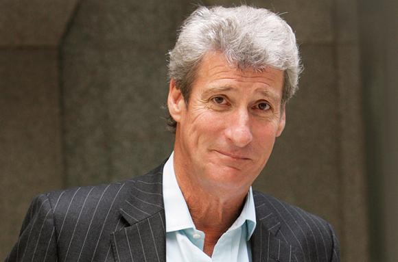 How tall is Jeremy Paxman?